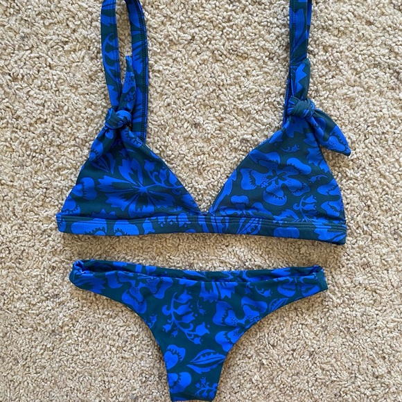 Mikoh Other - Mikoh Swimwear Set